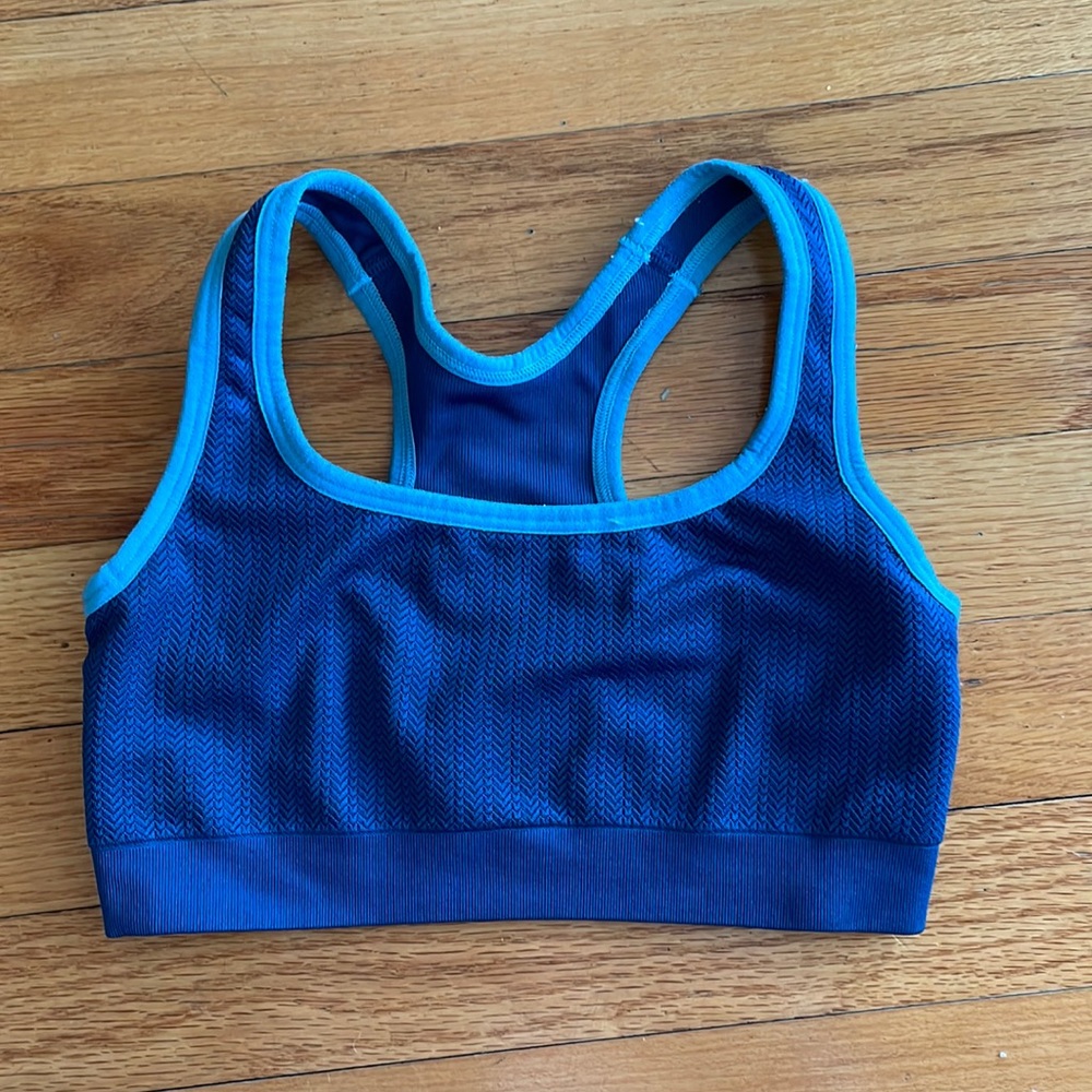 Patagonia xs sports bra